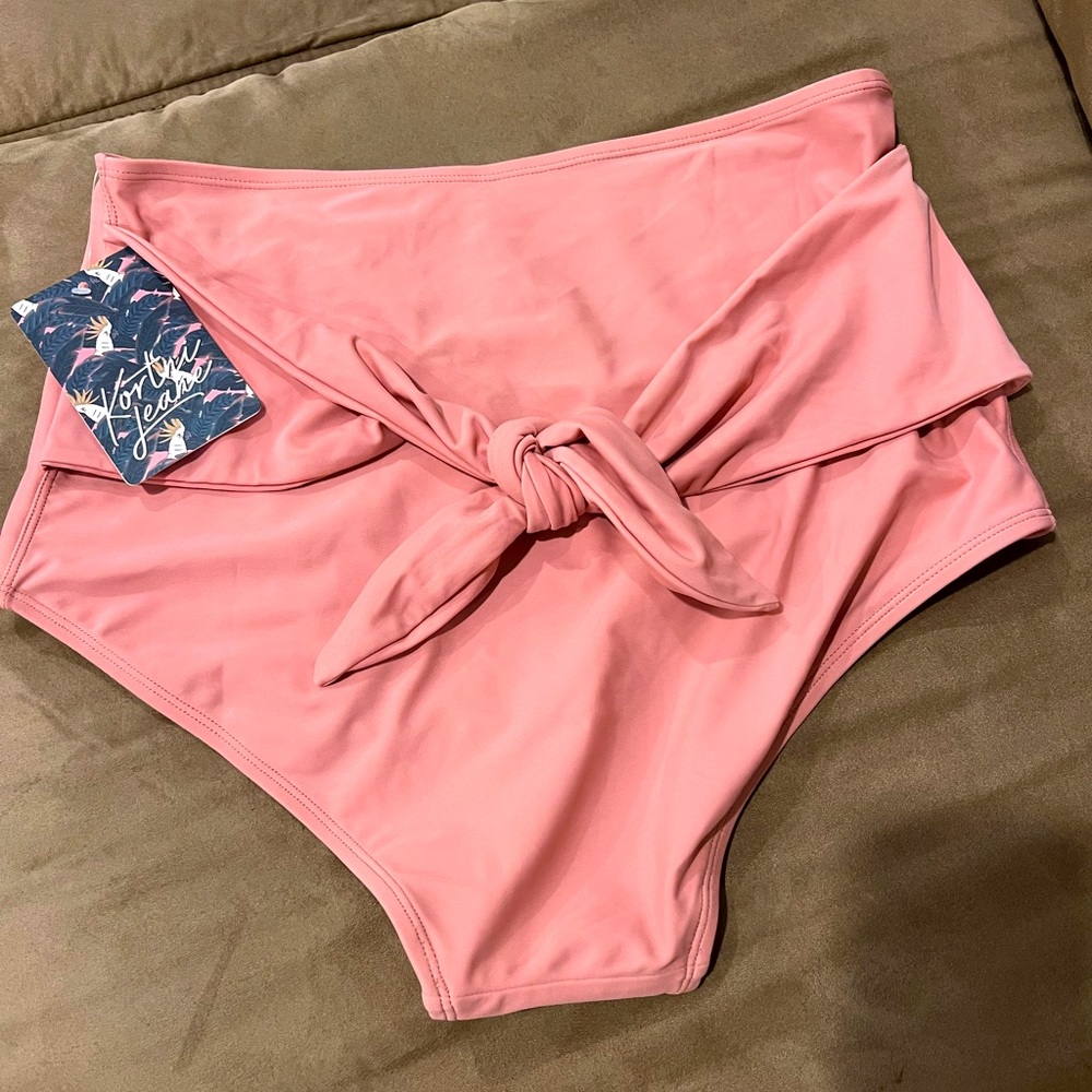 Kortni Jeane tie up front bottoms- size large